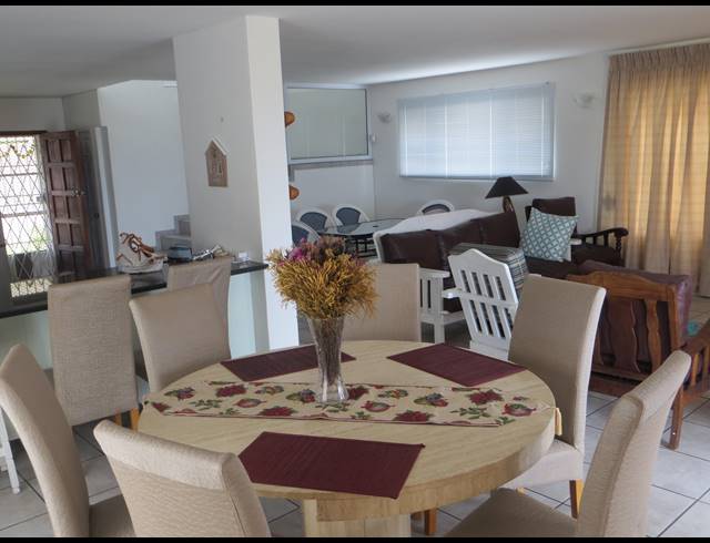 3 BEDROOM APARTMENT FOR SALE IN SHELLY BEACH